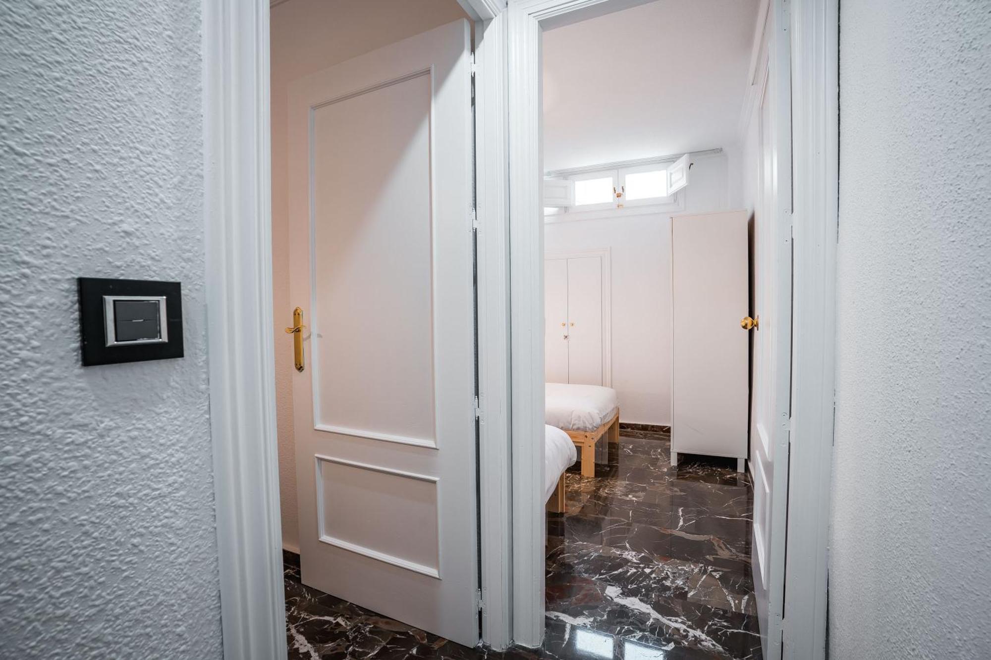 Qh Ayuntamiento Apartment Granada Luaran gambar